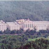 Zhongshan yi lian plastic hardware products co., LTD