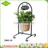 China Most Popular Cheap 100 % Pure Handmade Custom Decorate Wicker Flower Basket With Steel Frame thumbnail-3