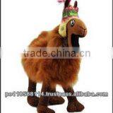 ALPACA FUR TOY "LLAMA LOCA"