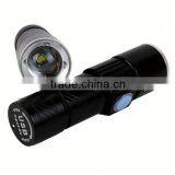 C92 Build in Battery Zoomable Led Rechargeable Flashlight Mini Usb Charging Flashlight thumbnail-4