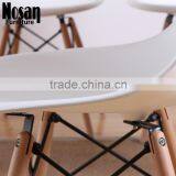 Wholesale Made in China Factory Price Famous Design z Dining Chair thumbnail-6