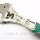 Berrylion 300mm/12" Adjustable Wrench CR-V Multifunctional Adjustable Wrench thumbnail-2