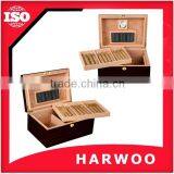 Black Lacquer Wood Panetela Humidor for Sale