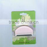 LTS-4 Plastic Cashmere Comb Sweater Comb With Blister Card Packing thumbnail-3