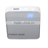 LCD Digital Display 6600mah Polymer Cell Aviation Aluminum Power Bank With HD Advertising Potable Cell Phone Charger thumbnail-3