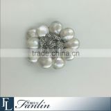 New Fashion rhinestone flower shape pearl brooch
