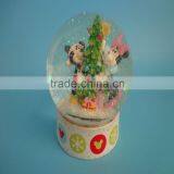 Special Deisgn Wedding Decoration Lover Water Globe Made of Resin Material thumbnail-2