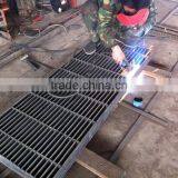 China Factory Supply High Quality Stair Treads Steel Grating /grating Steel Structural / Metal Slot Drainage Cover Steel Grating thumbnail-4