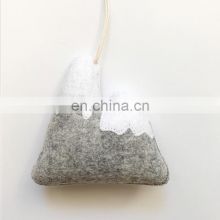 Hot Sale Baby Play Toys Hanging, Woodland Nursery Polar Bear and Seal, Baby Shower Gift Vietnam Supplier thumbnail-2