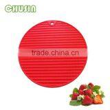 Customizable High Quality Silicone Table Mat Fancy Design Wholesale Dining Table Mat thumbnail-4