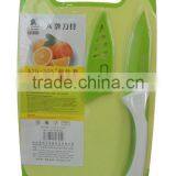 Rubber Cutting Board and Knife Set thumbnail-1