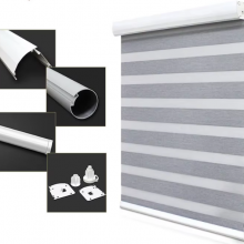 Изготовленные на заказ полупрозрачные жалюзи-ролики в стиле зебры из 100% полиэстера белого цвета для гостиной . Доступно множество цветов.