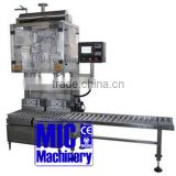 Micmachinery packaging machine supplier gravity bottle filler manual liquid filling machine with factory price