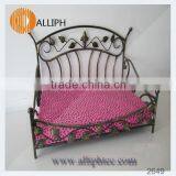 Metal Frame Pet Bed and Accessories Deluxe Dog Bed thumbnail-3