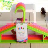 Colorful Plastic Clothes Hanger/pp Cloth Hanger thumbnail-1