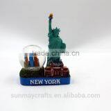 Wholesale Custom Souvenir New York Snow Globe for Sale thumbnail-2