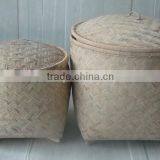 Natural color laundry basket with lid and competition price