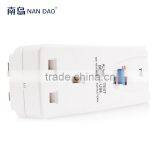 Electric Surge Protectors Three Pin Plug Types of Lamps Socket thumbnail-3