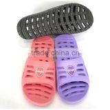 Breathable and comfortable soft women bathroom slippers