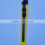 Promotional Mini Size 9mm Blade Utility Knife Cutter With Plastic Grip thumbnail-4