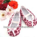 China Low Price Wholesale Cotton Fabric Soft Sole Baby Shoes for 0-15months Baby Kids thumbnail-3