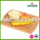 Eco-friendly bamboo kitchen bread cutting board with groove