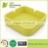 Wholesale Square Silicone Ashtray thumbnail-2