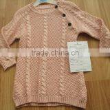 High Quality baby girls sweater design with shoulder woode button(BKNB5564)