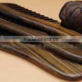 Chinese Style Sandalwood Cow Horn Comb thumbnail-5