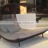 Daybed thumbnail-1