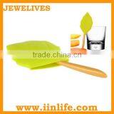 Leaf Design Silicone Toothbrush Cover for Travel thumbnail-1