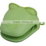 Crocodile Shape Silicone Adiabatic Glove / Silicone Gloves thumbnail-1