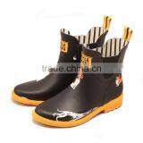 Hotsale Girls Fashion Stylish Low Height Hand Made Natural Rubber Upper Outsole Printed Chelsea Style Rain Shoes Water Boots thumbnail-1