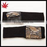 Ladies Mid-long Snake Priting Nappa Gloves With Cashmere Gloves Cuff thumbnail-1
