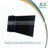 Black rubber plate