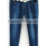 OEM Factory Supply High Fashion Trendy Design Jeans Style Half Pants for Women thumbnail-3