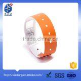 Disposable Use Uhf Wristband Rfid Tag thumbnail-3