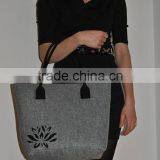 2017 New Model Customized Logo Eco Handmade Felt Lady Bag Handbags Non Woven Women Shopping Bags China Suppliers thumbnail-2