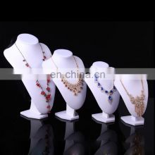 Classical White Long Board Plush Necklace Mannequin Display Stand Customized Model Bust Jewelry Display Stand Rock Holder