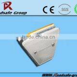 Two Reflector With Two Holder Trapezoid Guardrail Delineator