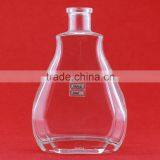 Differnet Shapes xo Glass Bottle With Gold Cork Wholesale 700ml Novelty Whiskey Bottle