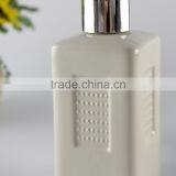 Custom Design 2 PCS Ceramic Bulk Bath Accessories Shampoo Bottle and Soap Dish thumbnail-5