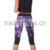 Custom Design Heat Transferred Printing Women Wearing Tight Leggings Joggers Pants Yoga Wear thumbnail-4