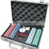 Premium Poker Chip Set Poker Set With 600 Chips and Carrying Case thumbnail-3