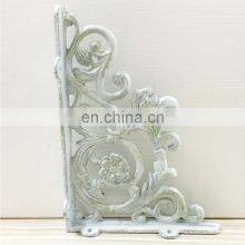 17*24 cm Traditional Cast Angle Iron Shelf Bracket thumbnail-2