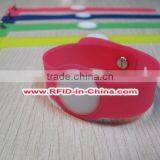 Offset/ Digital Printing RFID Disposable Wristbands, RFID Ticket for Theme Park thumbnail-2