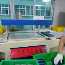PCB Packing Machine Efficient and Fast Easy to Operate Finished PCB Vacuum Packer thumbnail-2
