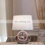 Корейская простая современная настольная лампа для индивидуального оформления, овальной формы, с керамическим основанием, розового цвета, предназначенная для чтения, подходит для гостиничных кроватьяных столиков