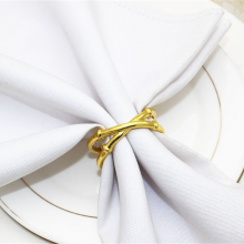 Spot Simple Style Bamboo Metal Golden Buckle Napkin Ring For Event Decoration thumbnail-2