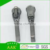 Factory Direct Wholesale 3# Gun Metal Y Teeth Close End Zippers With Puller A3M028 thumbnail-4